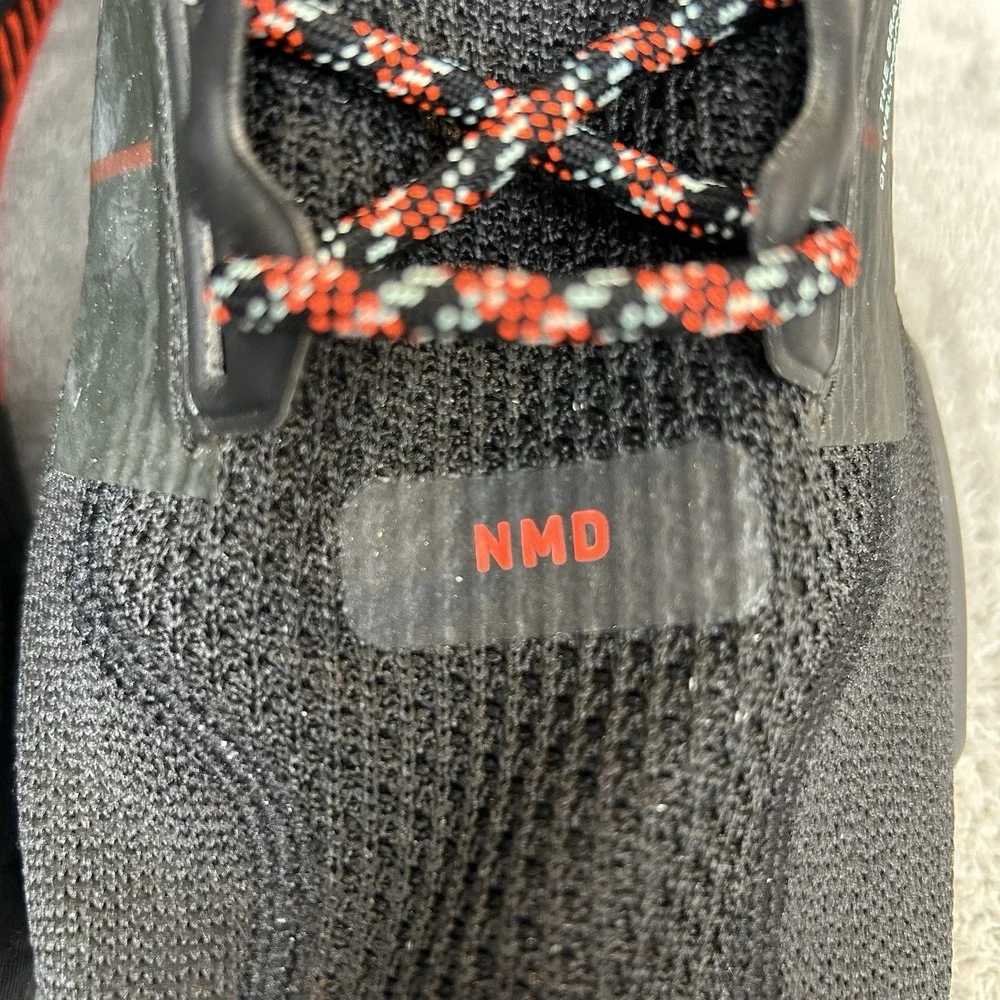 Adidas NMD_R1 V2 Black Solar Red Sneakers Men's Size 10 Athletic‎ Running Shoes